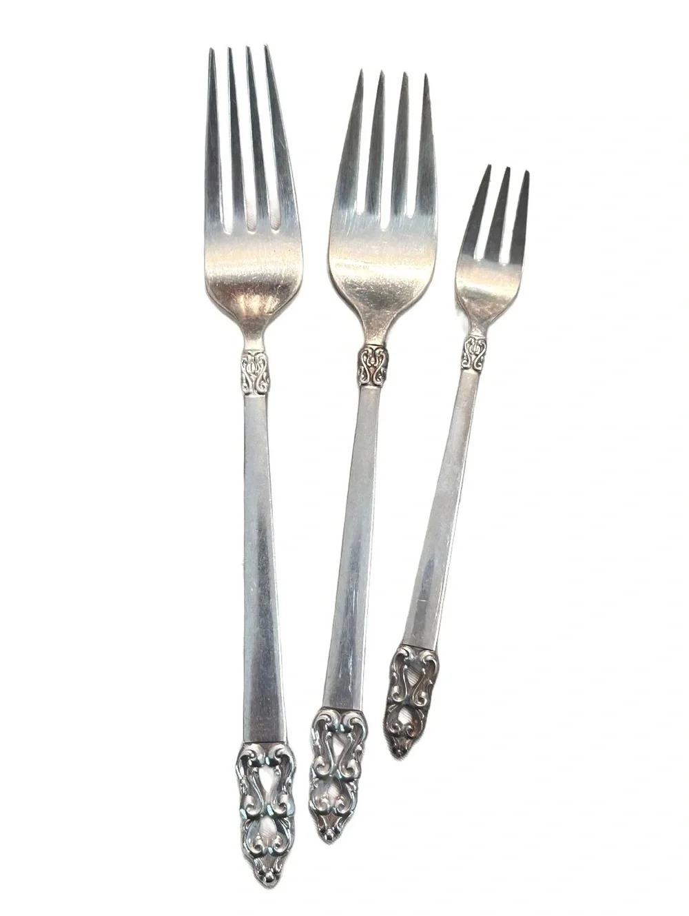 1847 Rogers Bros King Frederik Silverplate Set of Seven Pieces